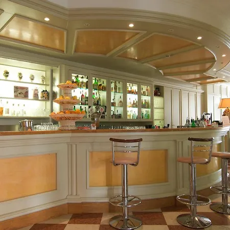 Grand Liberty 4* Рива-дель-Гарда