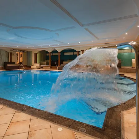 Grand Liberty Готель