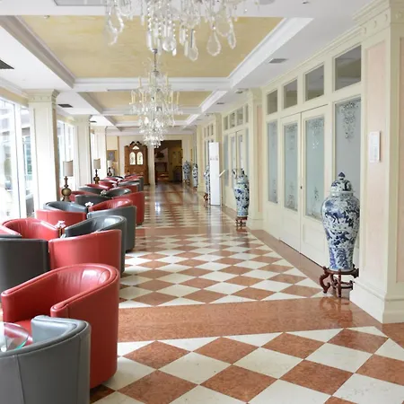 Готель Grand Liberty 4*