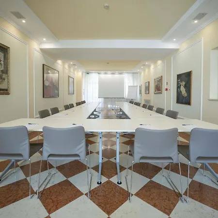 Grand Liberty 4* Рива-дель-Гарда