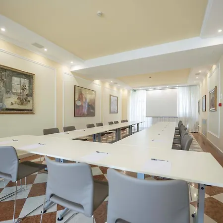 Grand Liberty 4* Рива-дель-Гарда