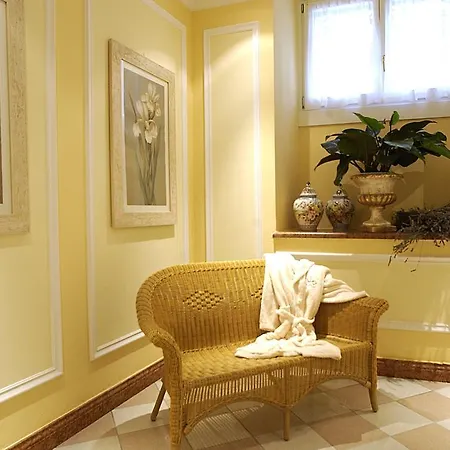 Grand Liberty Готель