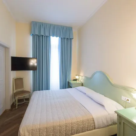 Grand Liberty Готель